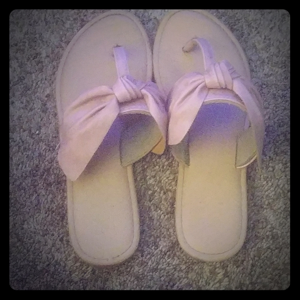 Sandles